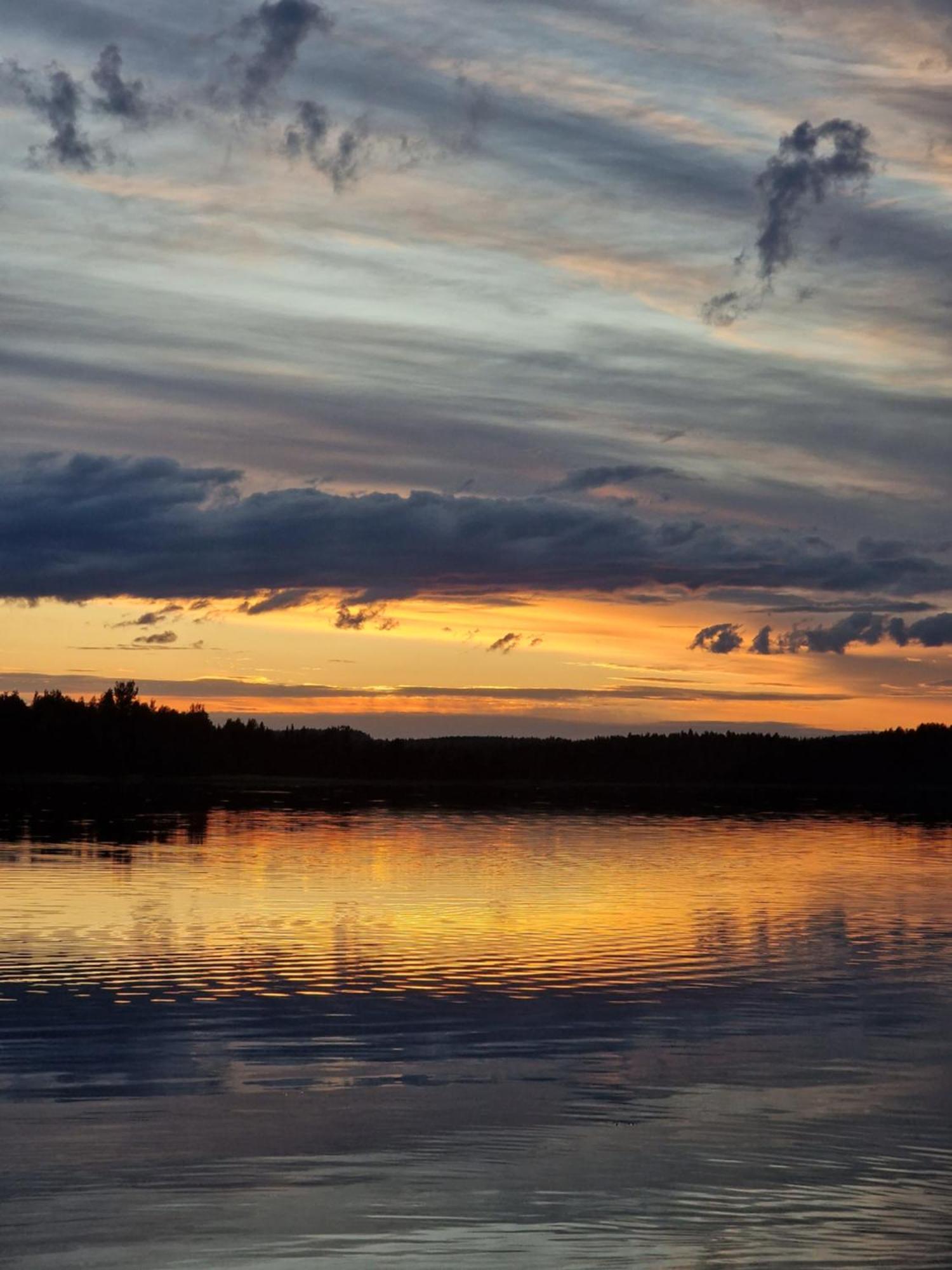 Reindeer Lake Resort Lampsijarvi Экстерьер фото