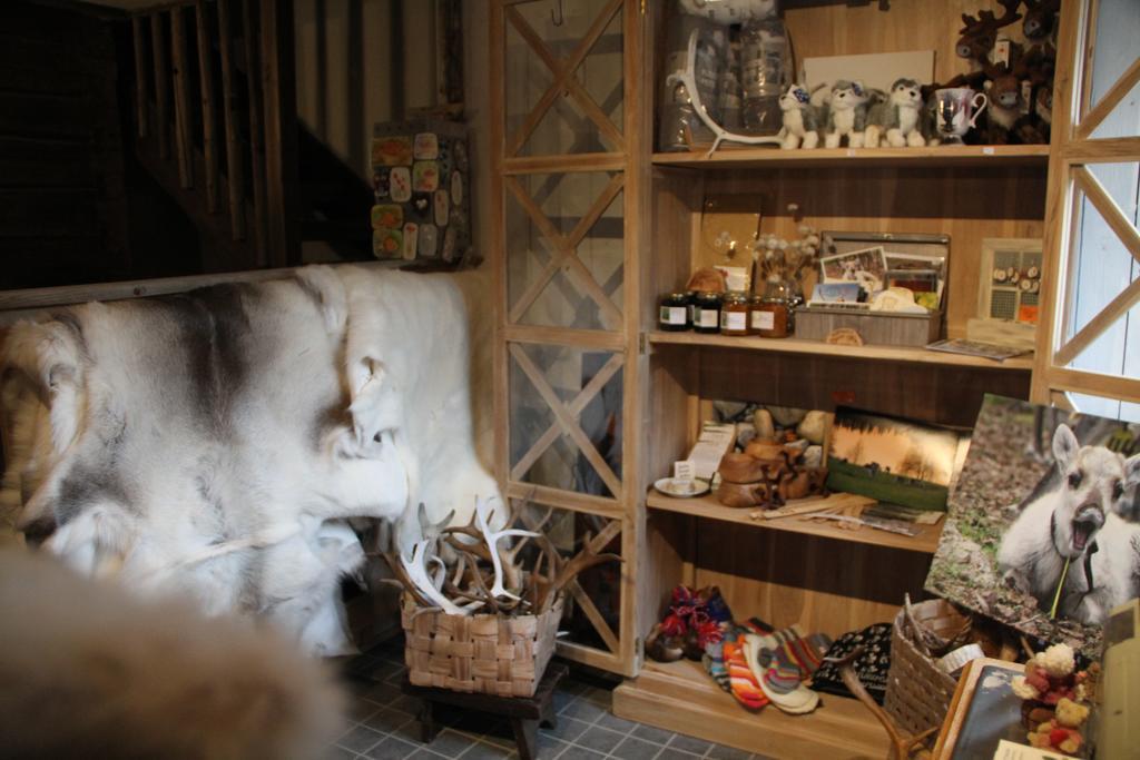 Reindeer Lake Resort Lampsijarvi Экстерьер фото